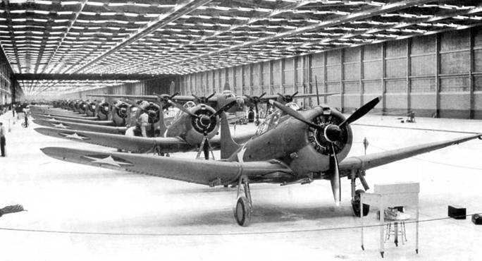 Иллюстрация к книге — SBD «Dauntless» [pic_62.jpg]