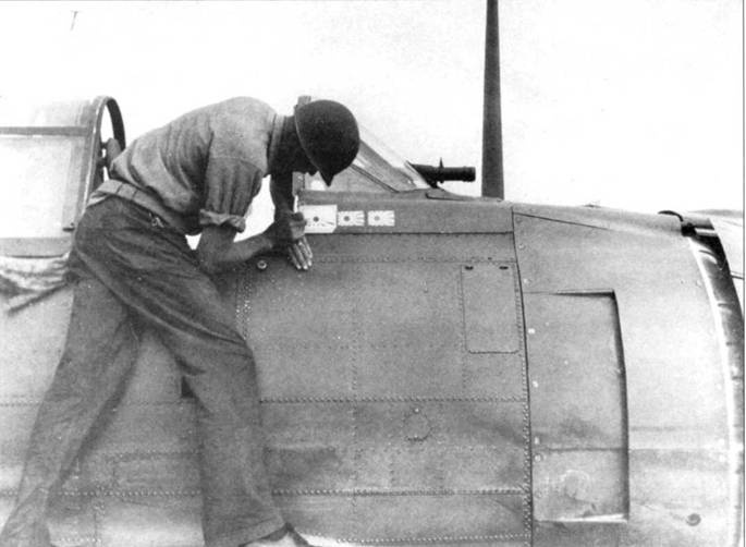 Иллюстрация к книге — SBD «Dauntless» [pic_90.jpg]