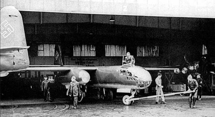 Иллюстрация к книге — Ar 234 «Blitz» [pic_153.jpg]