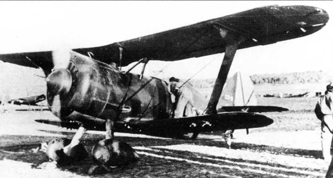 Иллюстрация к книге — Истребители Поликарпова. Часть 1 [pic_96.jpg]