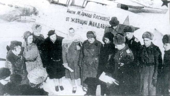 Иллюстрация к книге — Советские асы пилоты истребителей Як [pic_72.jpg]