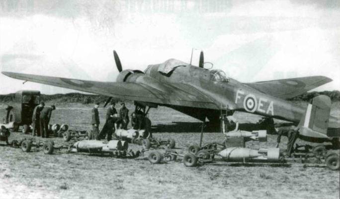 Иллюстрация к книге — Handley Page «Hampden» [pic_2.jpg]