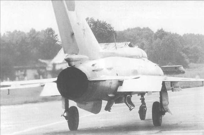 Иллюстрация к книге — МиГ-21. Особенности модификаций и детали конструкции. Часть 1 [pic_173.jpg]