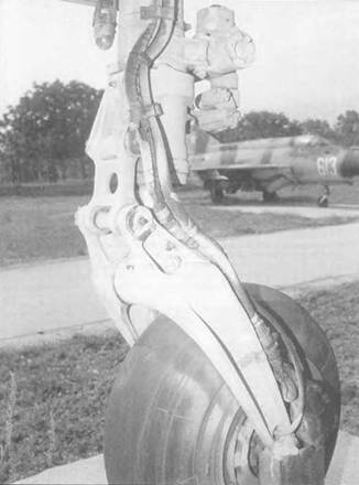 Иллюстрация к книге — МиГ-21. Особенности модификаций и детали конструкции. Часть 1 [pic_30.jpg]