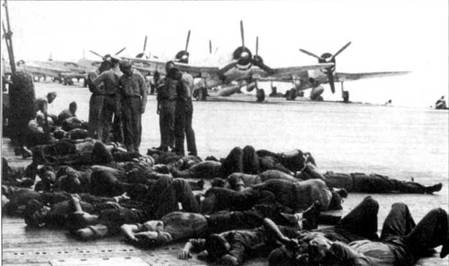 Иллюстрация к книге — Авианосцы США «Essex» [pic_73.jpg]