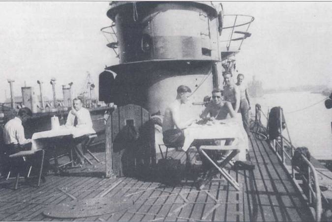 Иллюстрация к книге — U-Boot война под водой [pic_71.jpg]