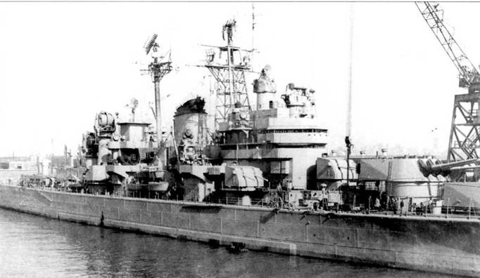 Иллюстрация к книге — Тяжелые крейсера США. Часть 2 [pic_129.jpg]