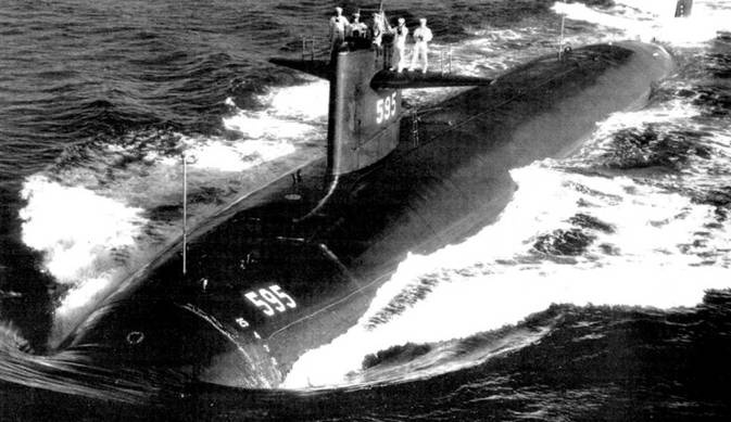 Иллюстрация к книге — Атомные субмарины США [pic_62.jpg]