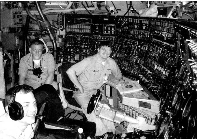 Иллюстрация к книге — Субмарины США «OHIO» [pic_119.jpg]