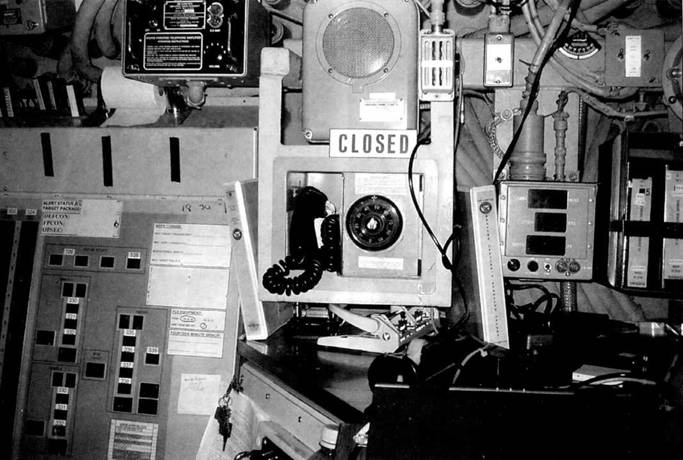 Иллюстрация к книге — Субмарины США «OHIO» [pic_141.jpg]