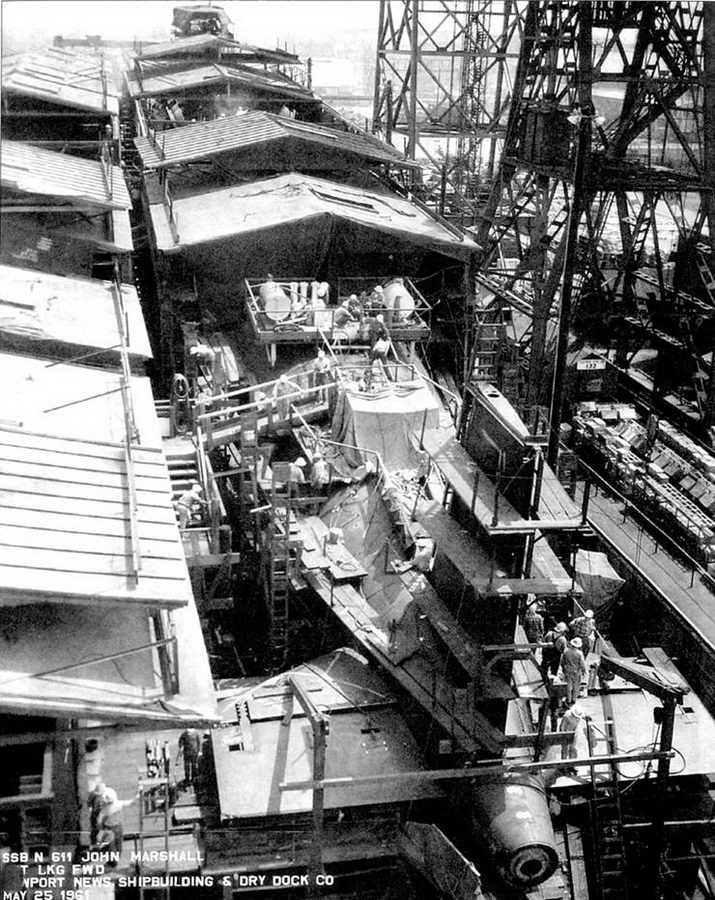 Иллюстрация к книге — Субмарины США «OHIO» [pic_23.jpg]