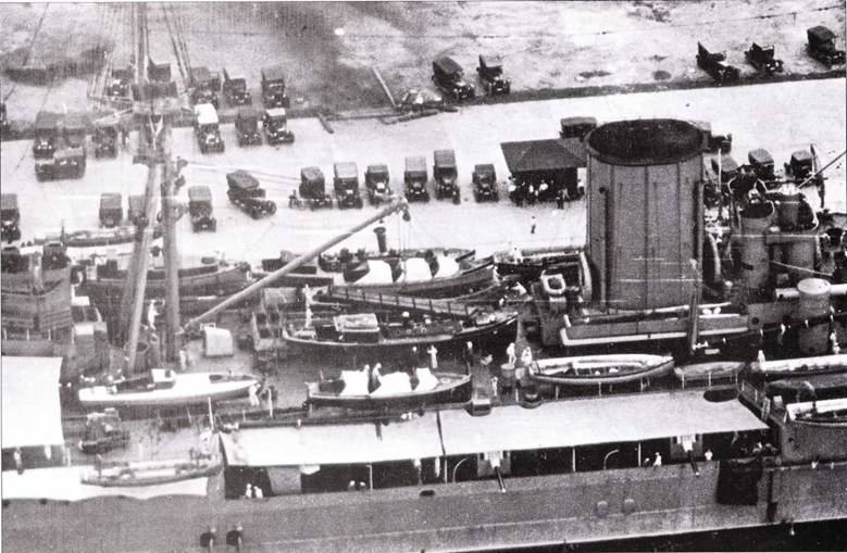 Иллюстрация к книге — Британский линейный крейсер «Hood» Крупным планом [pic_39.jpg]