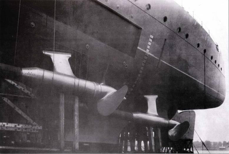 Иллюстрация к книге — Британский линейный крейсер «Hood» Крупным планом [pic_9.jpg]