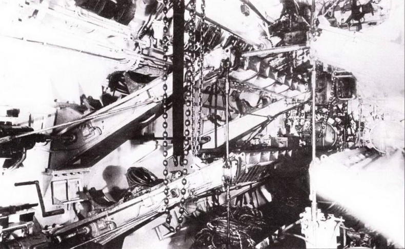 Иллюстрация к книге — Германские субмарины Тип XXI Крупным планом [pic_92.jpg]