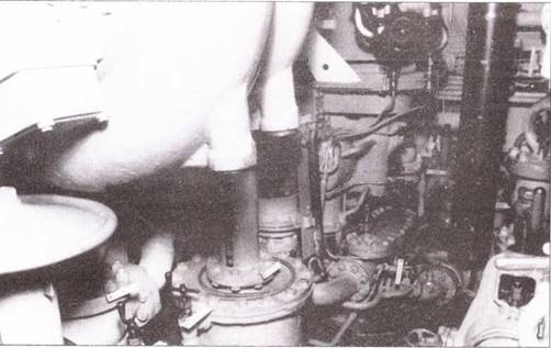 Иллюстрация к книге — Германские субмарины Тип XXI Крупным планом [pic_99.jpg]