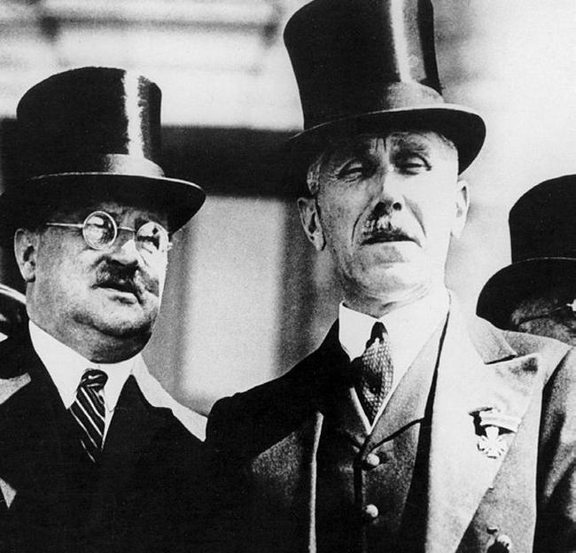 Иллюстрация к книге — Холокост. Новая история [i_008.jpg]