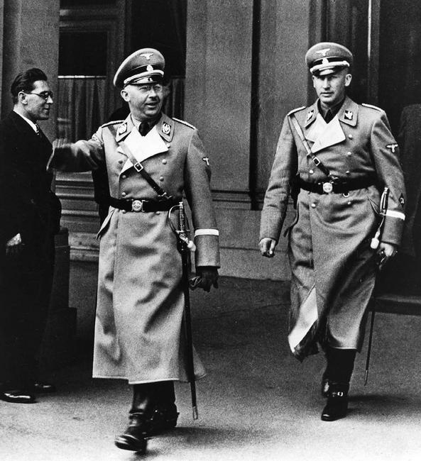 Иллюстрация к книге — Холокост. Новая история [i_016.jpg]