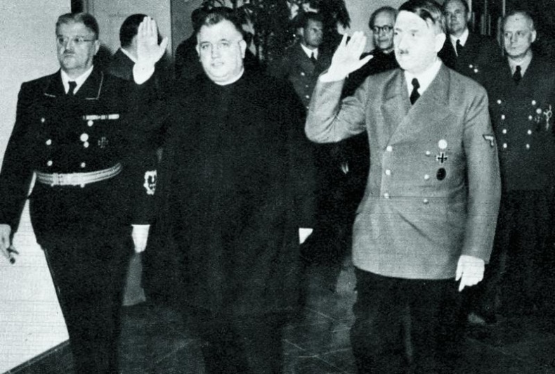 Иллюстрация к книге — Холокост. Новая история [i_031.jpg]