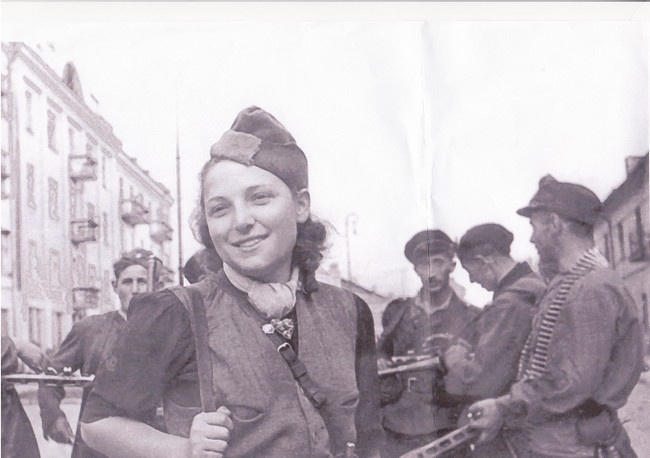 Иллюстрация к книге — Партизан. От долины смерти до горы Сион. 1939–1948 [i_004.jpg]