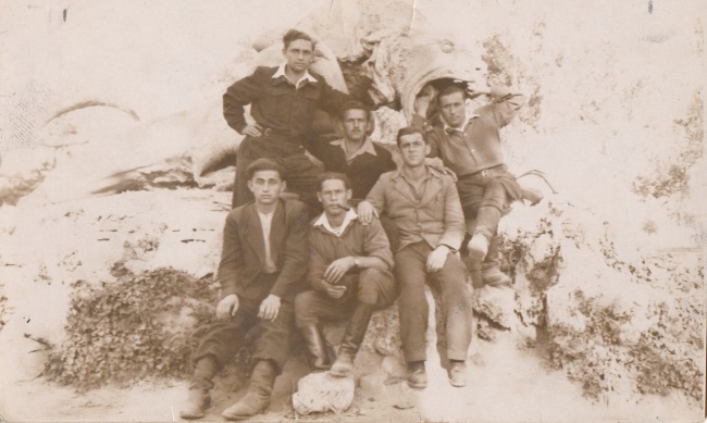 Иллюстрация к книге — Партизан. От долины смерти до горы Сион. 1939–1948 [i_007.jpg]