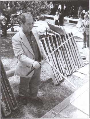 Иллюстрация к книге — "Черный пояс" без грифа секретности [i_027.jpg]