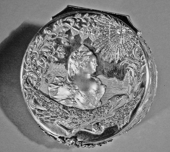 Иллюстрация к книге — Афродита у власти. Царствование Елизаветы Петровны [_035.jpg]