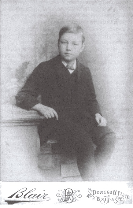 Иллюстрация к книге — Король Карелии. Полковник Ф. Дж. Вудс и британская интервенция на севере России в 1918-1919 гг. [i_012.jpg]