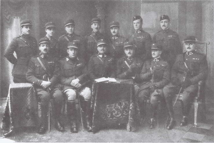 Иллюстрация к книге — Король Карелии. Полковник Ф. Дж. Вудс и британская интервенция на севере России в 1918-1919 гг. [i_016.jpg]