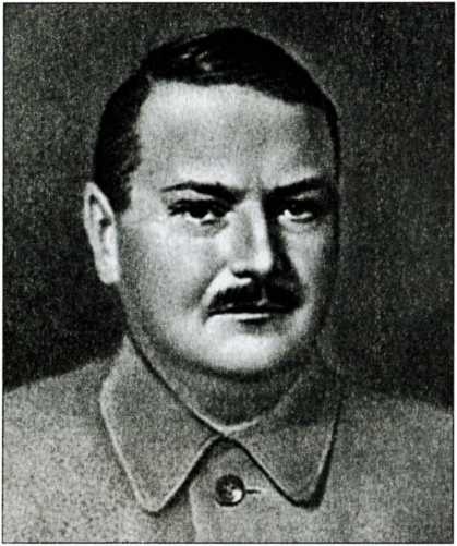 Иллюстрация к книге — Маленков. Третий вождь Страны Советов [i_016.jpg]