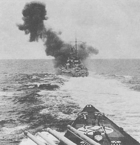 Иллюстрация к книге — Плавучие крепости [w0053_3.jpg]