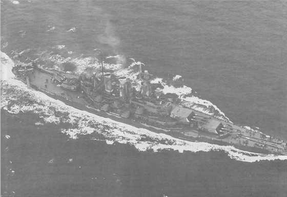 Иллюстрация к книге — Плавучие крепости [w0074_1.jpg]