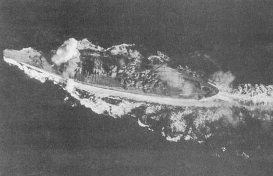 Иллюстрация к книге — Плавучие крепости [w0083_1.jpg]