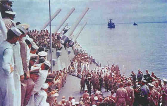 Иллюстрация к книге — Плавучие крепости [w0086_2.jpg]