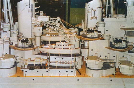 Иллюстрация к книге — Плавучие крепости [w0088_3.jpg]