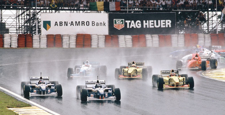 Иллюстрация к книге — Формула 1. Российский голос [i_076.jpg]