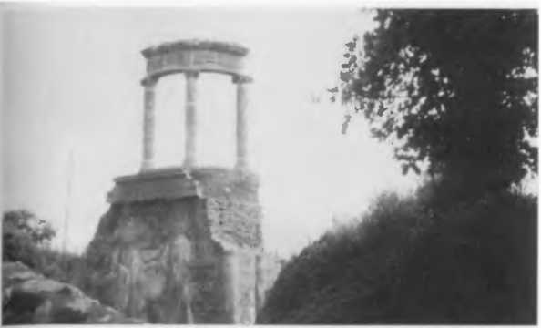 Иллюстрация к книге — Повседневная жизнь римского патриция в эпоху разрушения Карфагена [i_020.jpg]