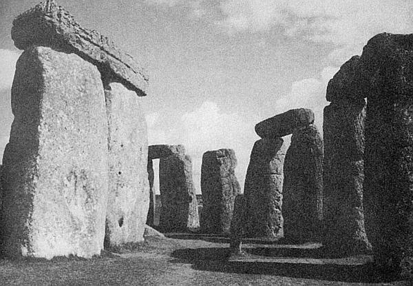 Иллюстрация к книге — Стоунхендж. Загадки мегалитов [_09.jpg]