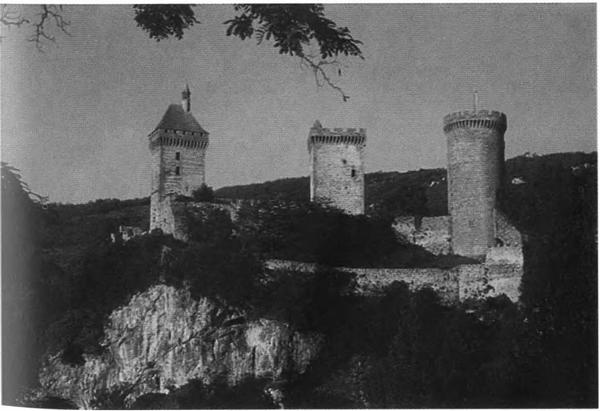 Иллюстрация к книге — Повседневная жизнь во времена трубадуров XII-XIII веков [i_015.jpg]