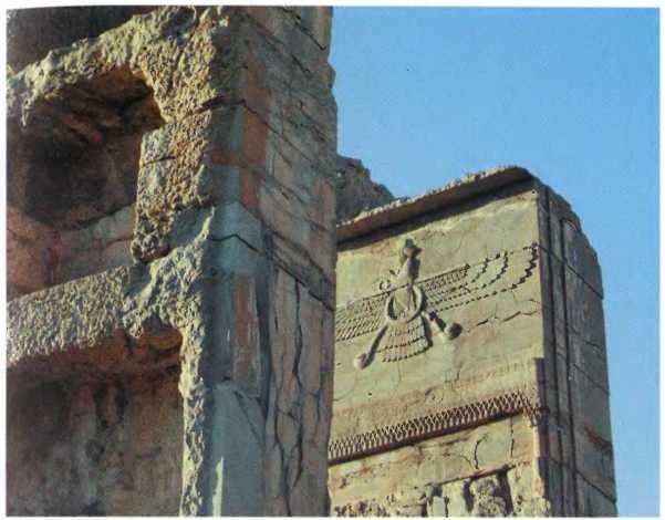 Иллюстрация к книге — Загадки старой Персии [i_034.jpg]