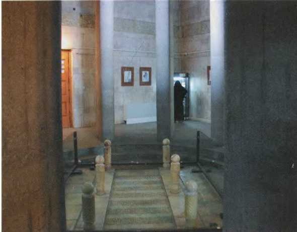 Иллюстрация к книге — Загадки старой Персии [i_042.jpg]