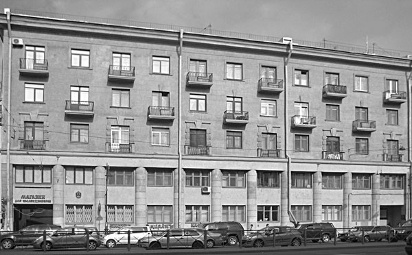 Иллюстрация к книге — Такая удивительная Лиговка [i_031.jpg]