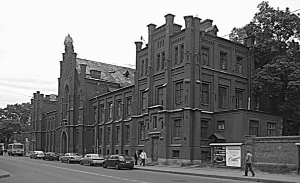 Иллюстрация к книге — Такая удивительная Лиговка [i_038.jpg]