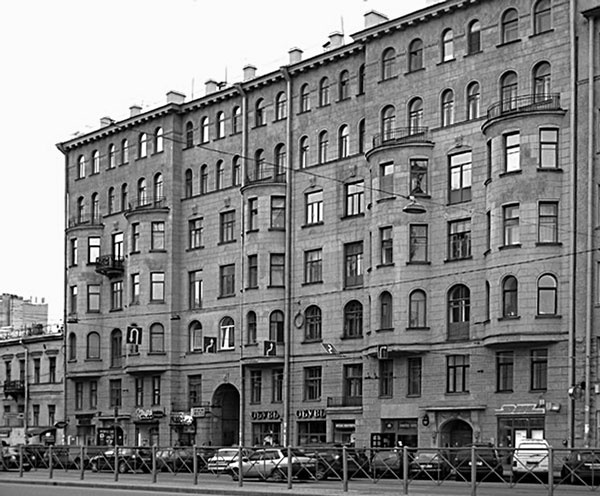 Иллюстрация к книге — Такая удивительная Лиговка [i_066.jpg]