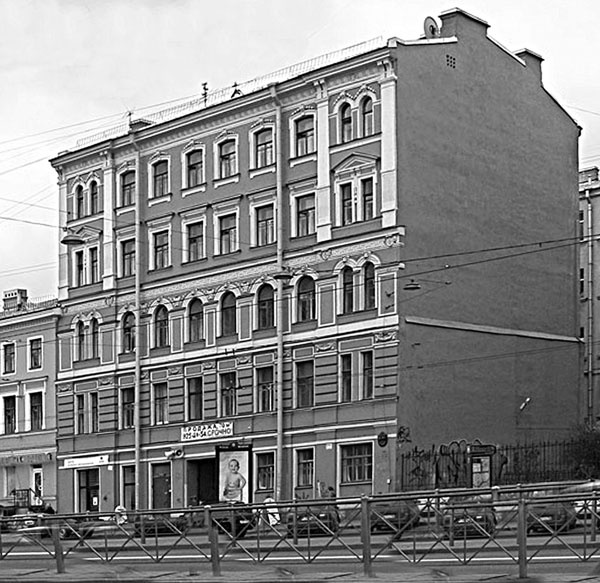 Иллюстрация к книге — Такая удивительная Лиговка [i_073.jpg]