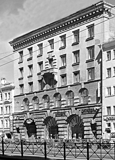 Иллюстрация к книге — Такая удивительная Лиговка [i_117.jpg]