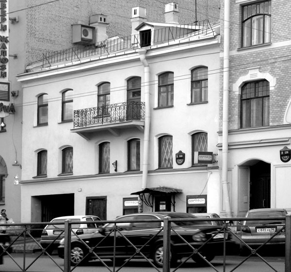 Иллюстрация к книге — Такая удивительная Лиговка [i_150.jpg]