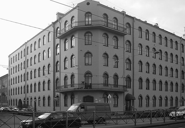 Иллюстрация к книге — Такая удивительная Лиговка [i_152.jpg]