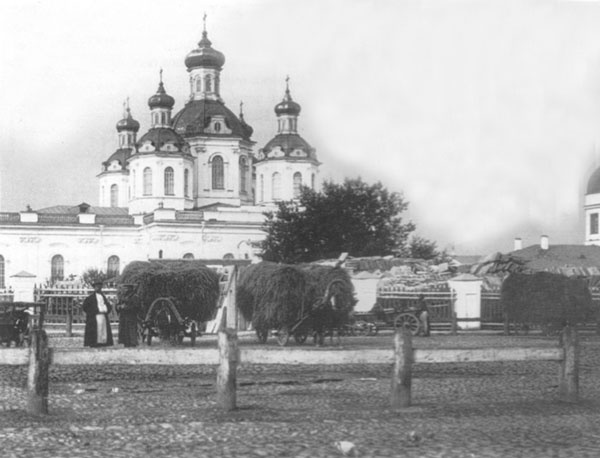 Иллюстрация к книге — Такая удивительная Лиговка [i_168.jpg]