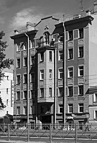 Иллюстрация к книге — Такая удивительная Лиговка [i_200.jpg]