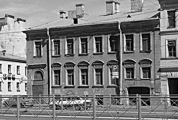 Иллюстрация к книге — Такая удивительная Лиговка [i_202.jpg]